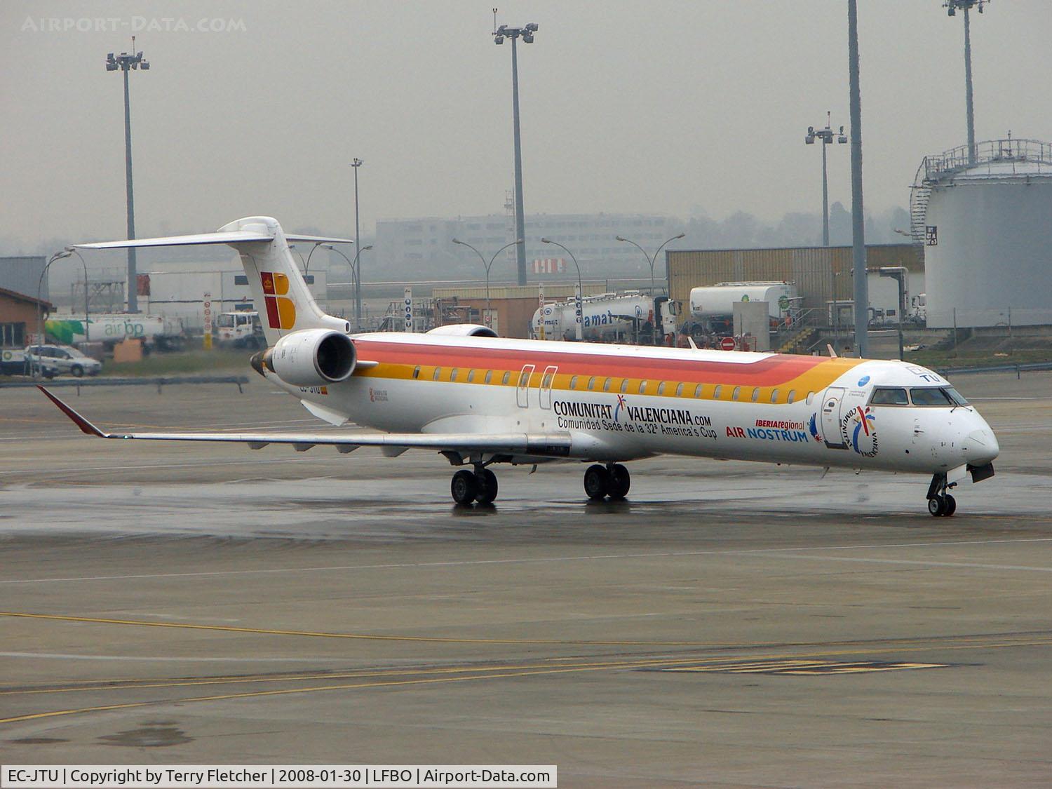 EC-JTU, 2006 Bombardier CRJ-900 (CL-600-2D24) C/N 15079, Air Nostrum CLRJ900 about to depart the ramp at Toulouse