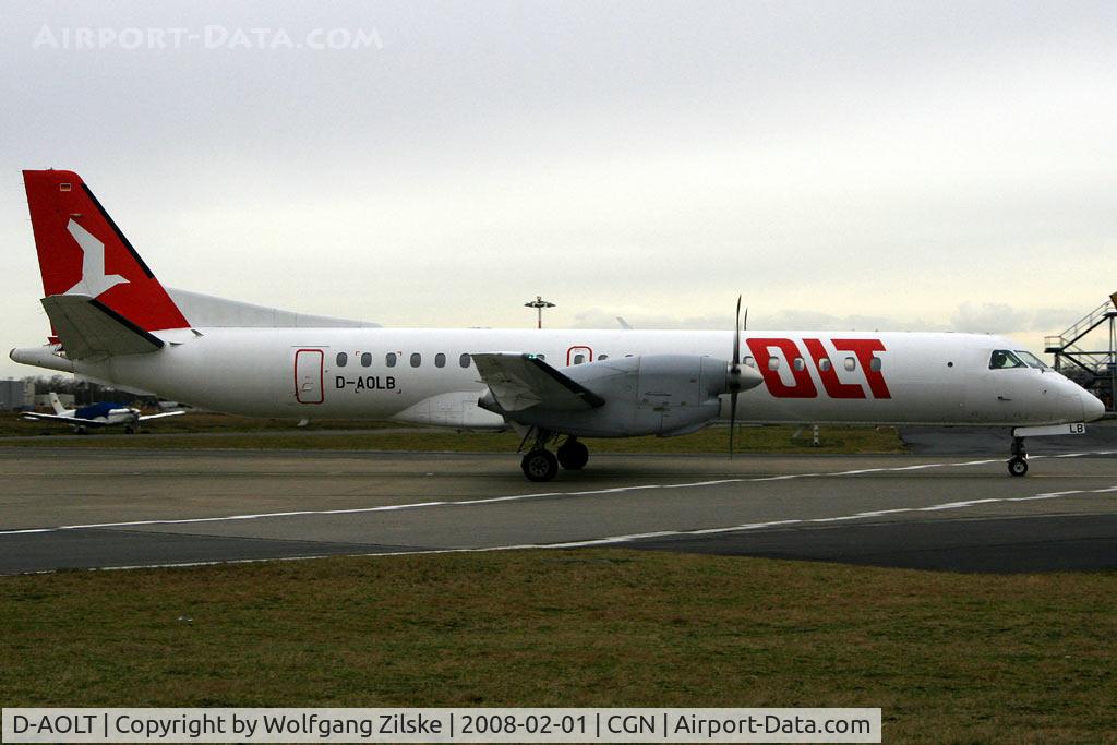 D-AOLT, 1996 Saab 2000 C/N 2000-037, visitor