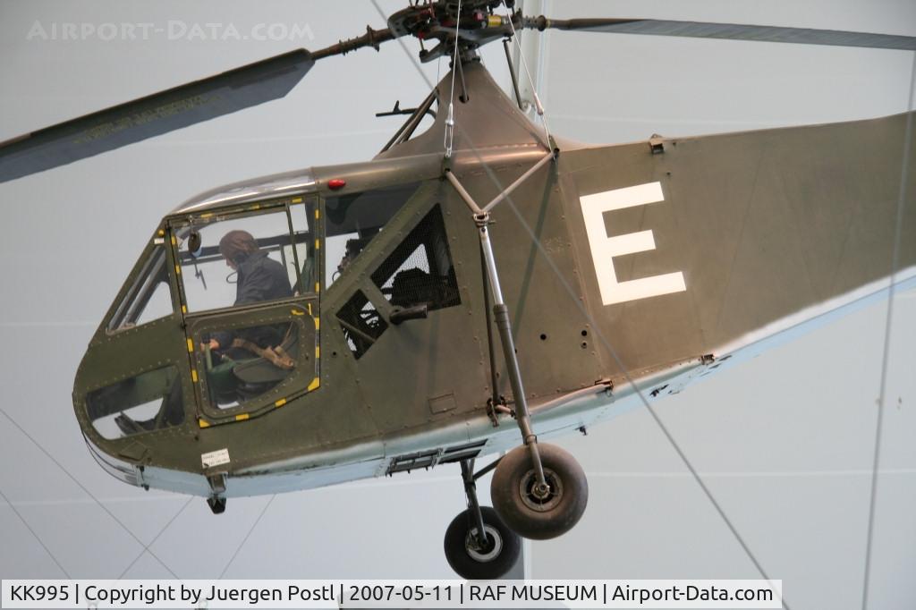 KL110, 1944 Sikorsky R-4B Hoverfly I C/N 140, SIKORSKY HOVERFL at RAF Museum Hendon
