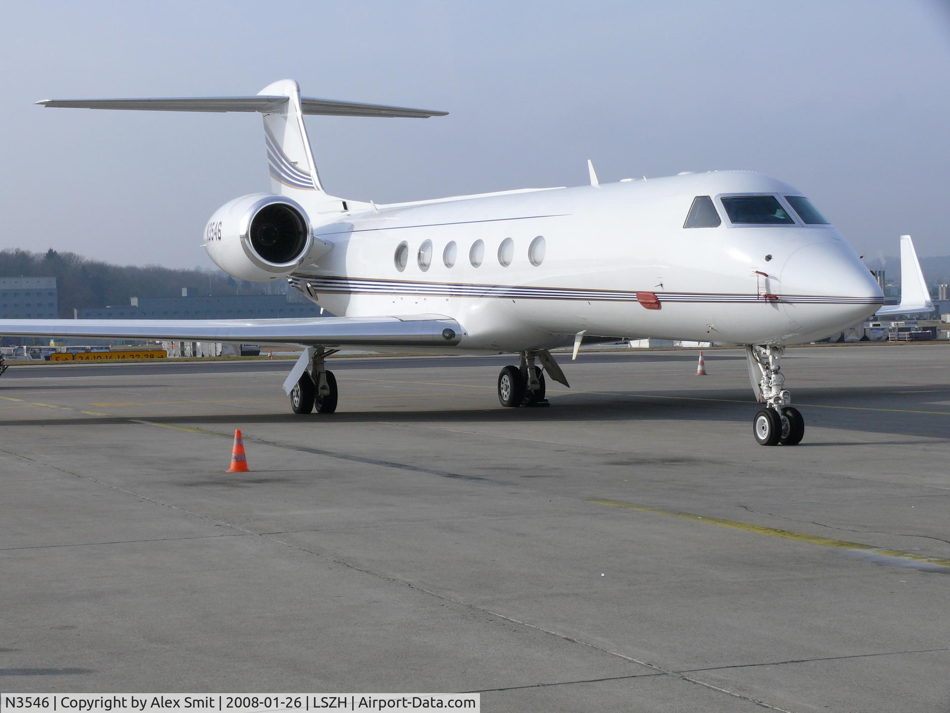 N3546, 2002 Gulfstream Aerospace G-V C/N 672, Visitor for the World Economics Forum 2008