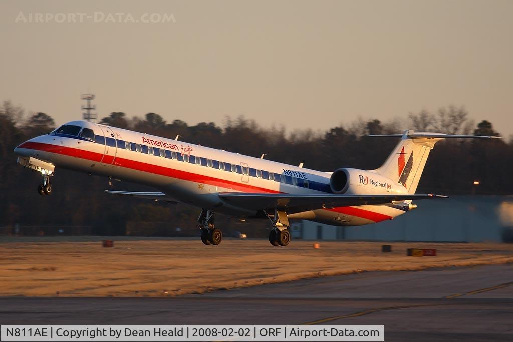 N811AE, 2001 Embraer ERJ-140LR (EMB-135KL) C/N 145529, American Eagle N811AE (FLT EGF215) departing RWY 5 enroute to Miami Int'l (KMIA).