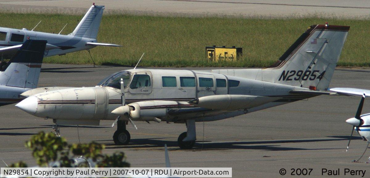 N29854, 1975 Cessna 402B C/N 402B0878, Well worn...bet she has some stories