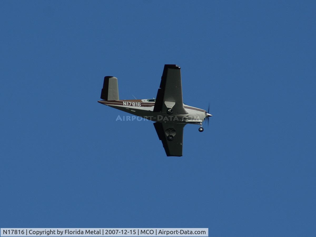 N17816, 1977 Beech V35B Bonanza C/N D-10011, V35 Bonanza
