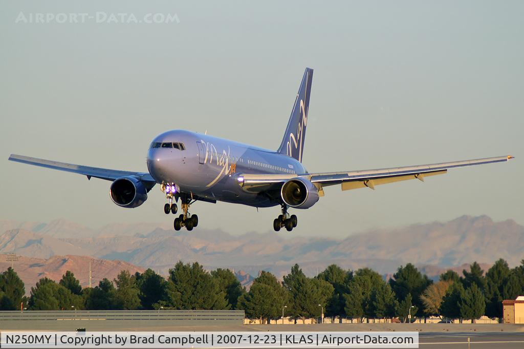 N250MY, 1985 Boeing 767-238 C/N 23306, MaxJet Airways / 1985 Boeing 767-238