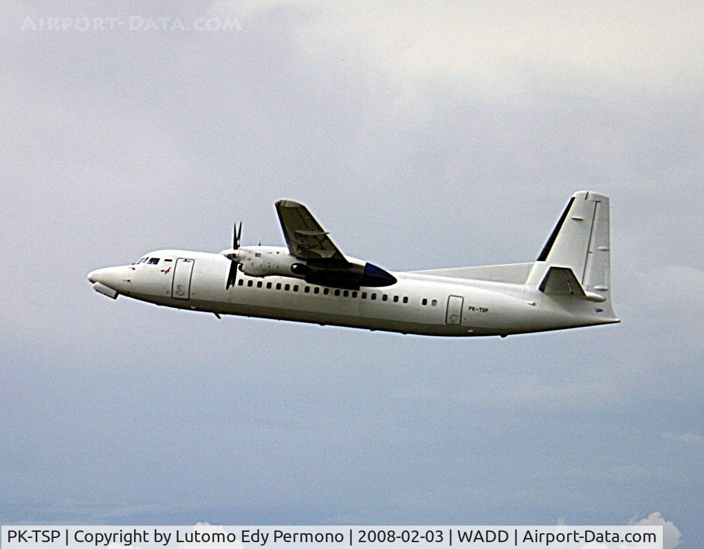 PK-TSP, 1996 Fokker F-27-500 Friendship C/N 20316, On RW heading at DPS
