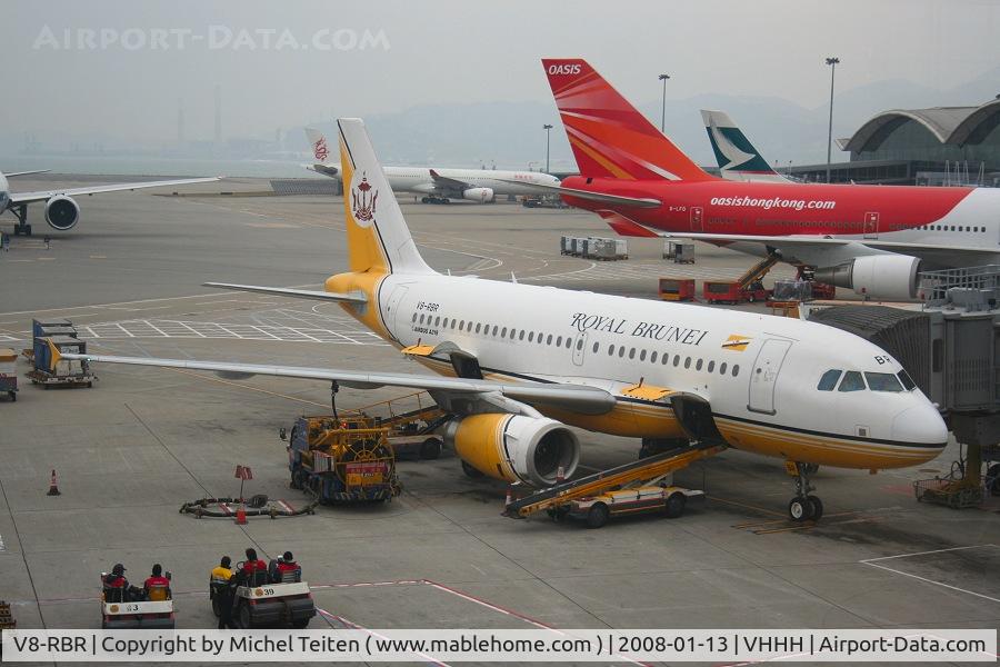 V8-RBR, 2003 Airbus A319-132 C/N 2032, Nice babybus from Royal Brunei