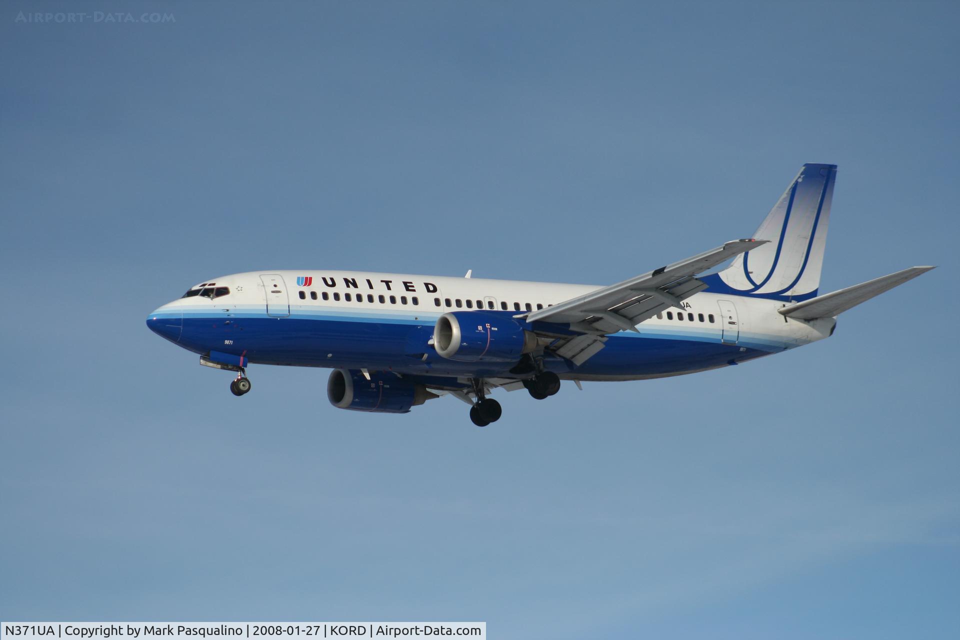 N371UA, 1989 Boeing 737-322 C/N 24540, Boeing 737-300