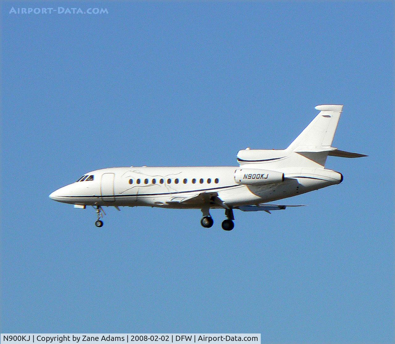 N900KJ, 2002 Dassault Falcon 900 C/N 199, Kendall Jackson Wine - Falcon 900 landing at DFW