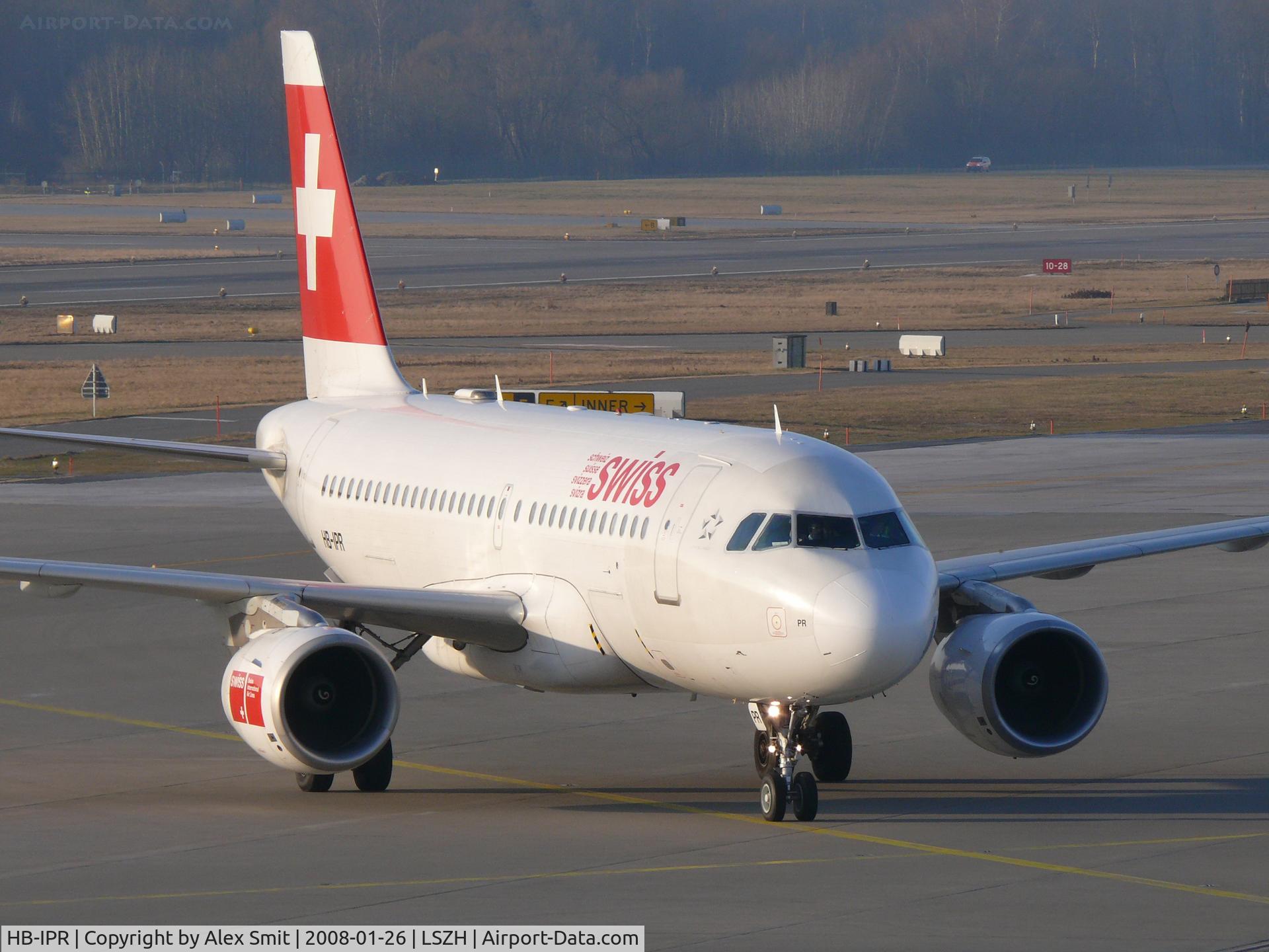 HB-IPR, 1999 Airbus A319-112 C/N 1018, Rolling to it's parking spot