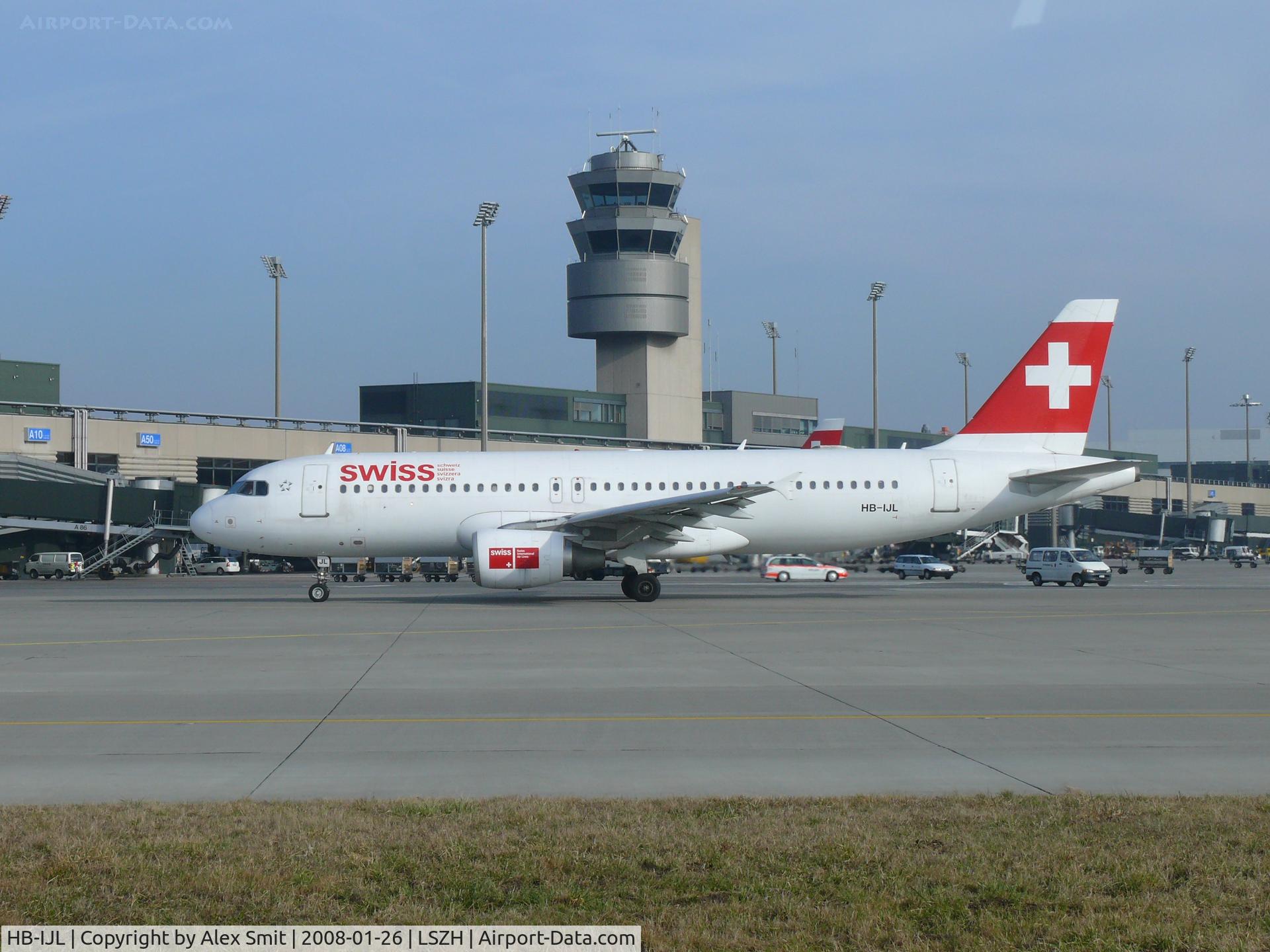 HB-IJL, 1996 Airbus A320-214 C/N 603, Taxiing past Zürich tower