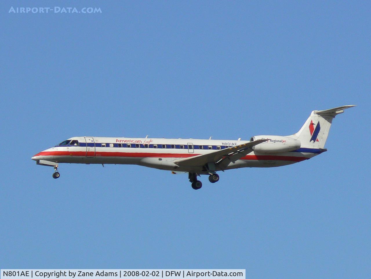 N801AE, 2001 Embraer ERJ-140LR (EMB-135KL) C/N 145469, American Eagle at DFW