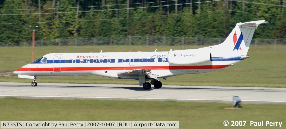 N735TS, 2001 Embraer ERJ-135LR (EMB-135LR) C/N 145386, Another very white American Eagle bird