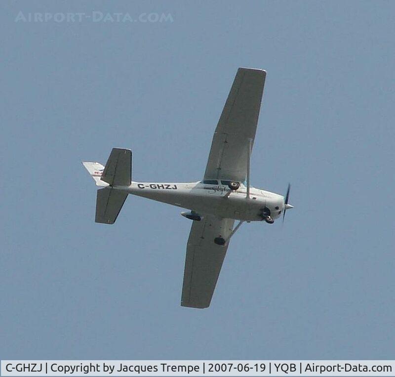 C-GHZJ, 1976 Cessna 172M C/N 17266566, Around the Airport
