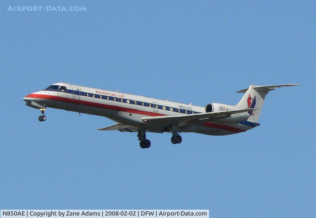 N850AE, 2003 Embraer ERJ-140LR (EMB-135KL) C/N 145722, American Eagle at DFW