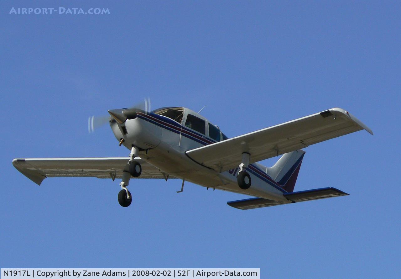 N1917L, 1976 Beech C23 Sundowner 180 C/N M-1817, At Aero Valley (Northwest Regional)