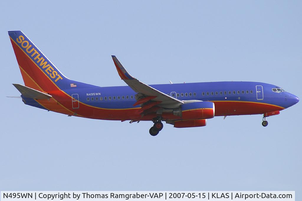 N495WN, 2004 Boeing 737-7H4 C/N 33869, Southwest Airlines Boeing 737-700
