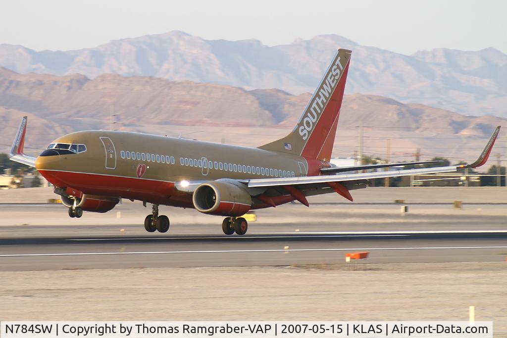 N784SW, 2000 Boeing 737-7H4 C/N 29810, Southwest Airlines Boeing 737-700