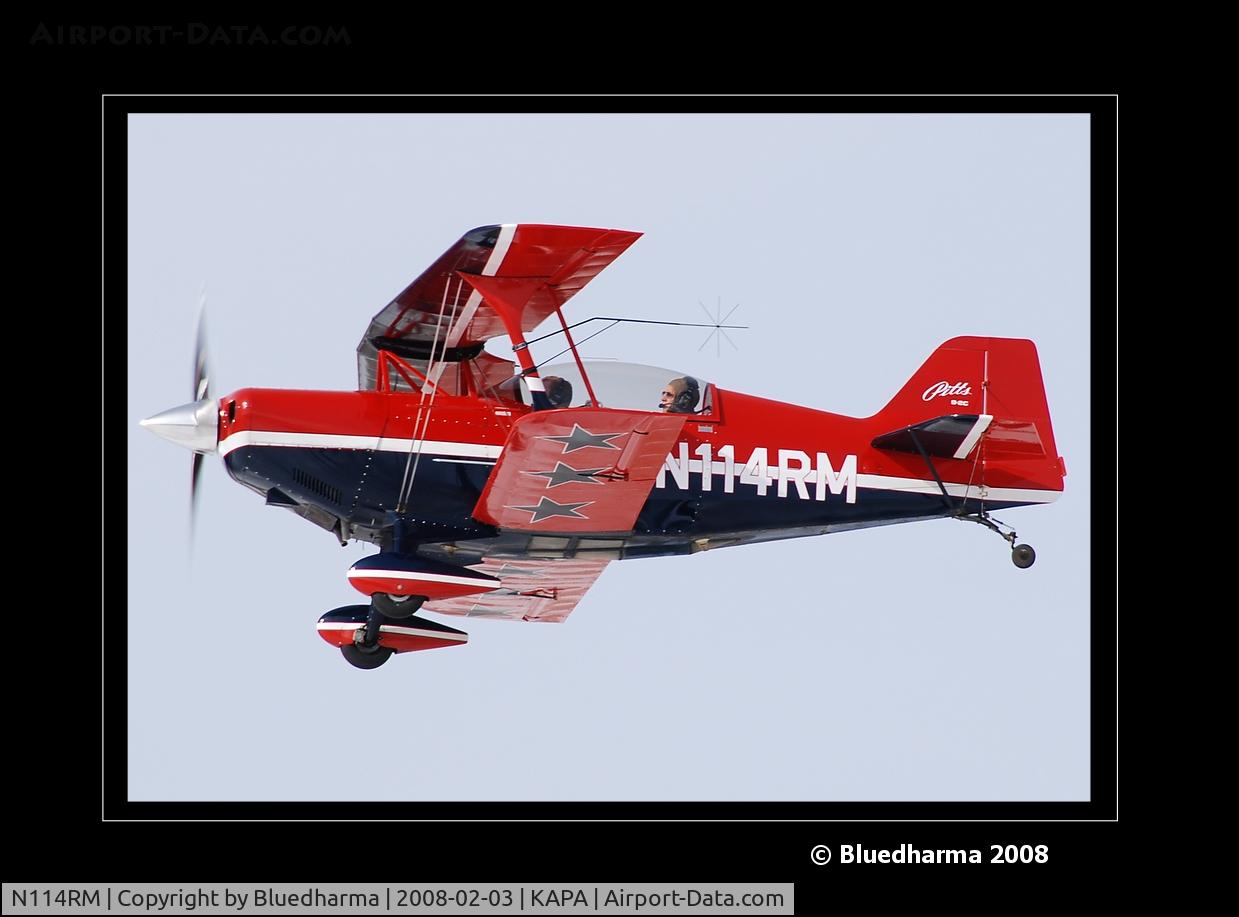 N114RM, 1999 Aviat Pitts S-2C Special C/N 6030, Approach to 17L.