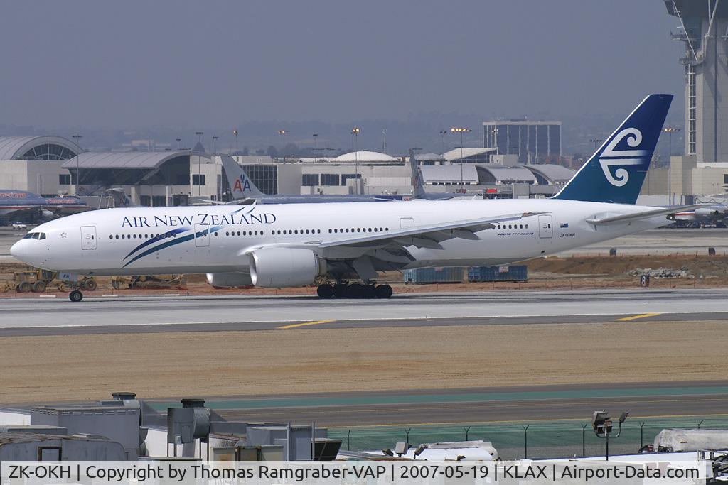 ZK-OKH, 2007 Boeing 777-219/ER C/N 34379, Air New Zealand Boeing 777-200