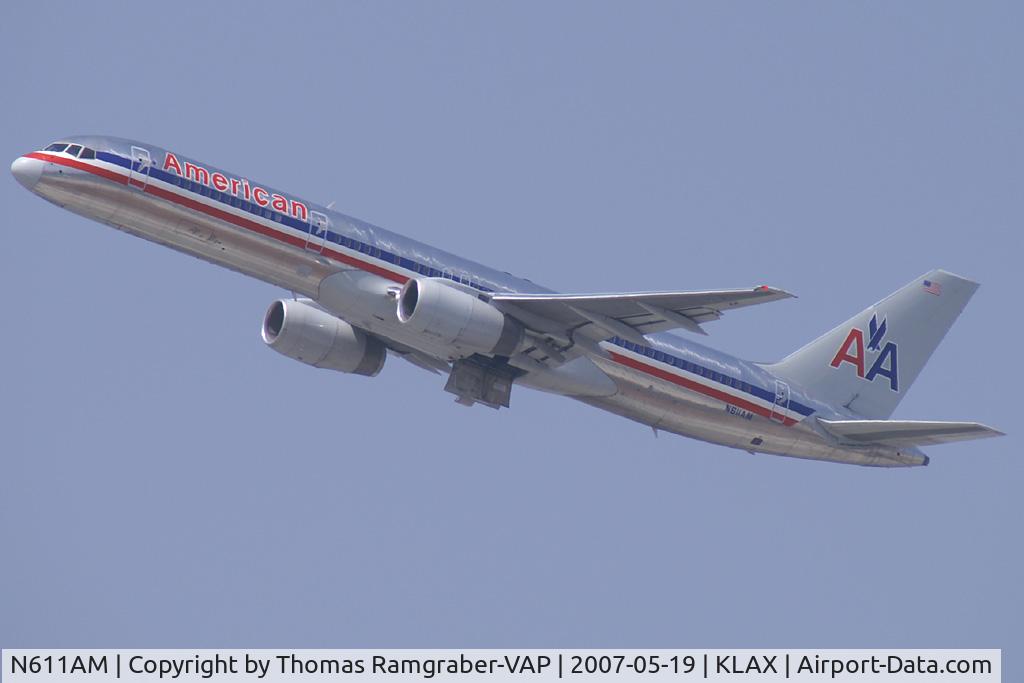 N611AM, 1989 Boeing 757-223 C/N 24487, American Airlines Boeing 757-200