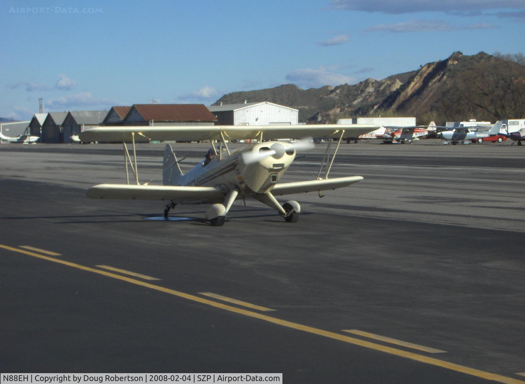 N88EH, 1970 EAA Biplane C/N EHH-1, 1979 Hooper EAA BIPLANE Model P, 'Woodstock', Lycoming O-290 135 Hp, major wind shift-so taxi to Rwy 04