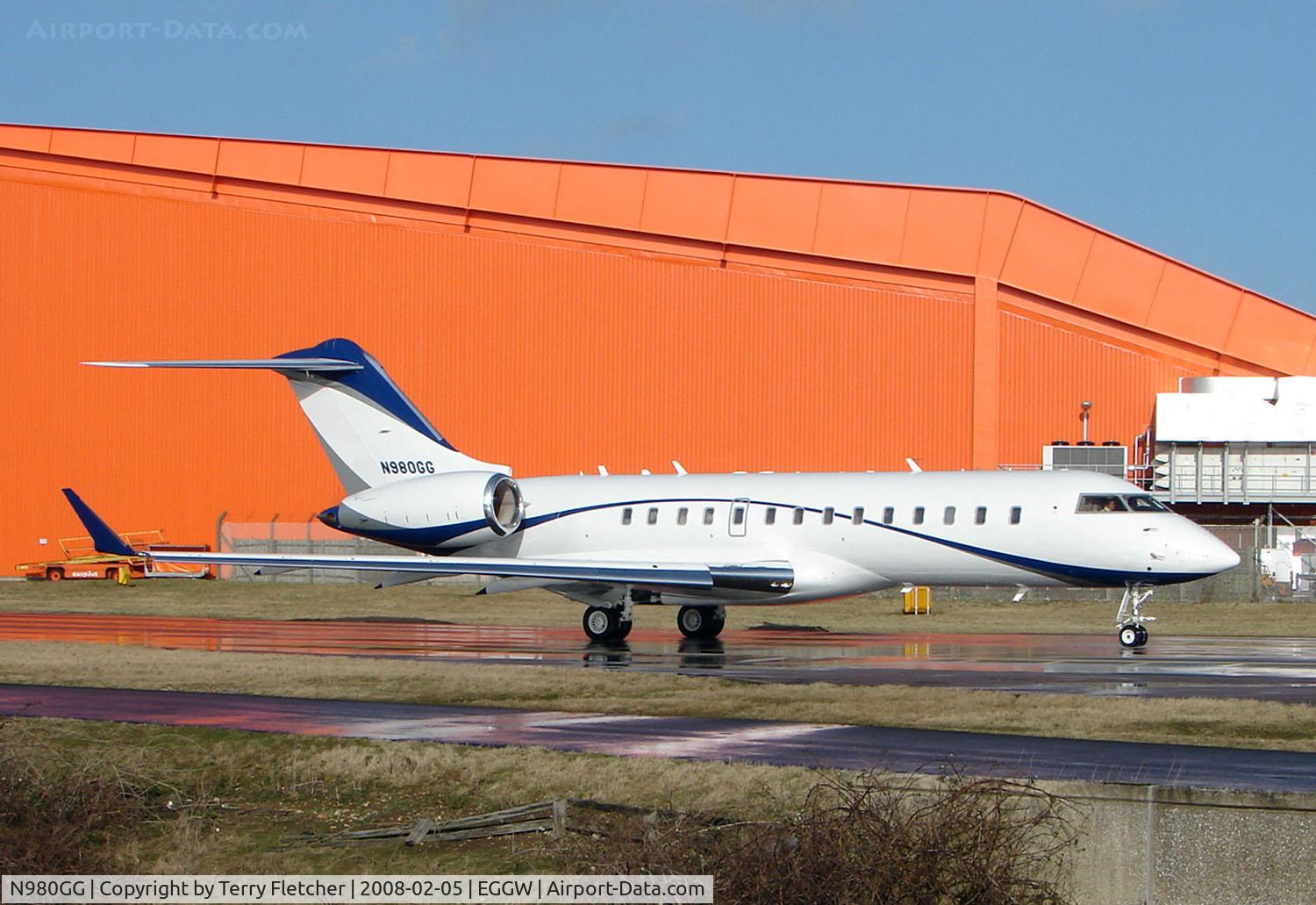 N980GG, 1999 Bombardier BD-700-1A10 Global Express C/N 9009, Bombardier Global Express at Luton in Feb 2008