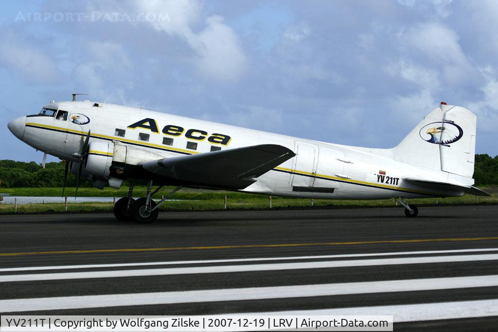 YV211T, 1943 Douglas C-47A-60-DL Skytrain C/N 10201, visitor