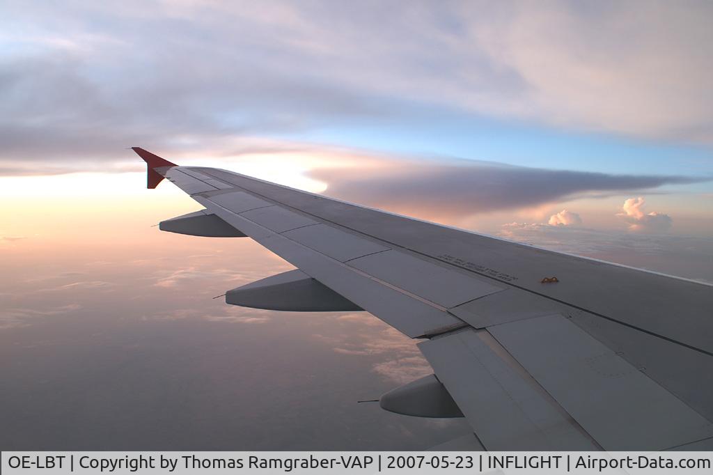 OE-LBT, 2000 Airbus A320-214 C/N 1387, Austrian Airlines Airbus A320 (inflight CDG-VIE)