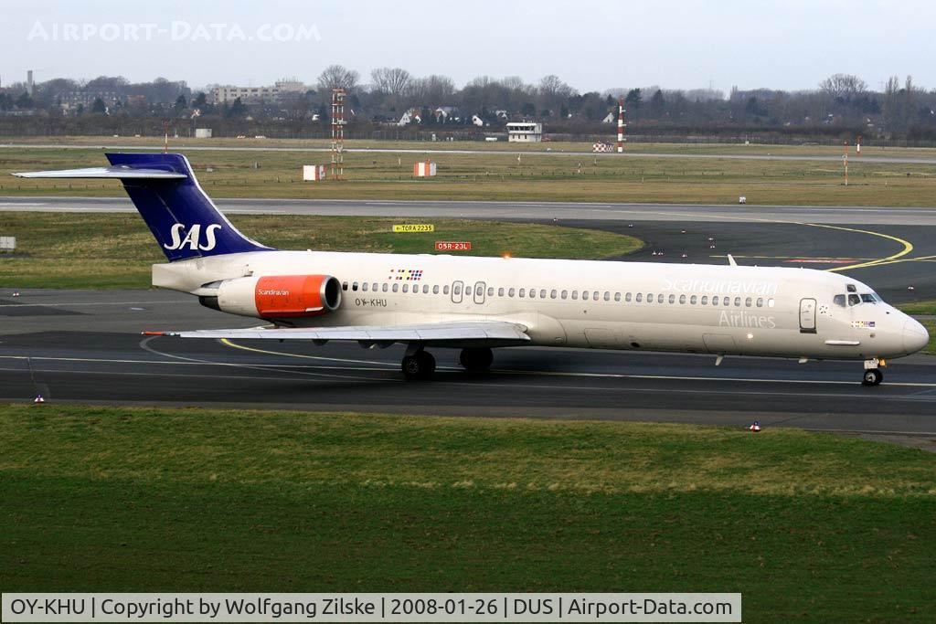 OY-KHU, 1991 McDonnell Douglas MD-87 (DC-9-87) C/N 53336, visitor