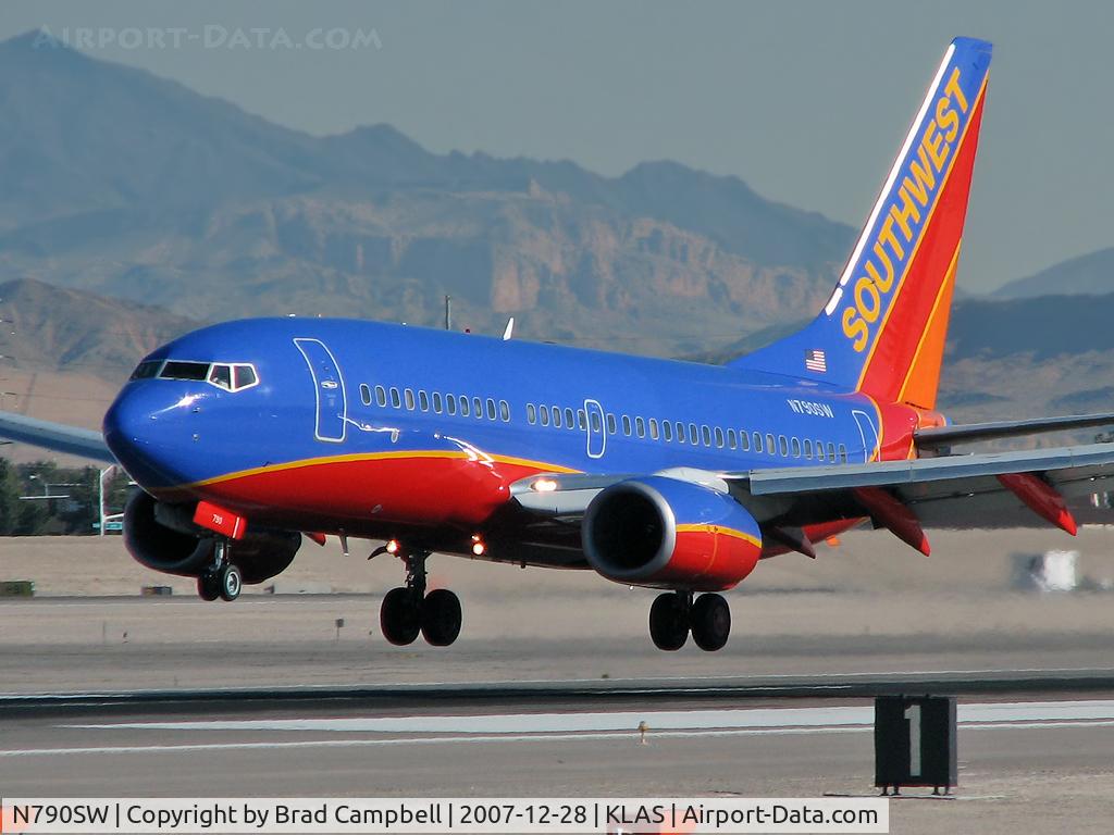 N790SW, 2000 Boeing 737-7H4 C/N 30604, Southwest Airlines / 2000 Boeing 737-7H4