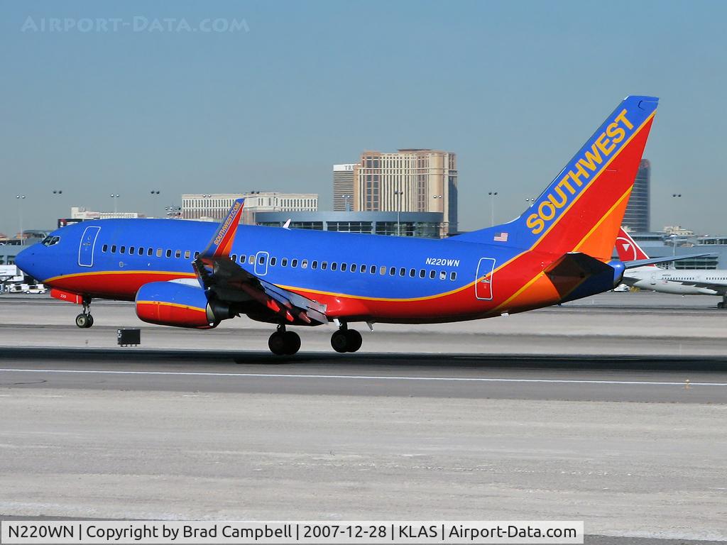 N220WN, 2005 Boeing 737-7H4 C/N 32491, Southwest Airlines / 2005 Boeing 737-7H4