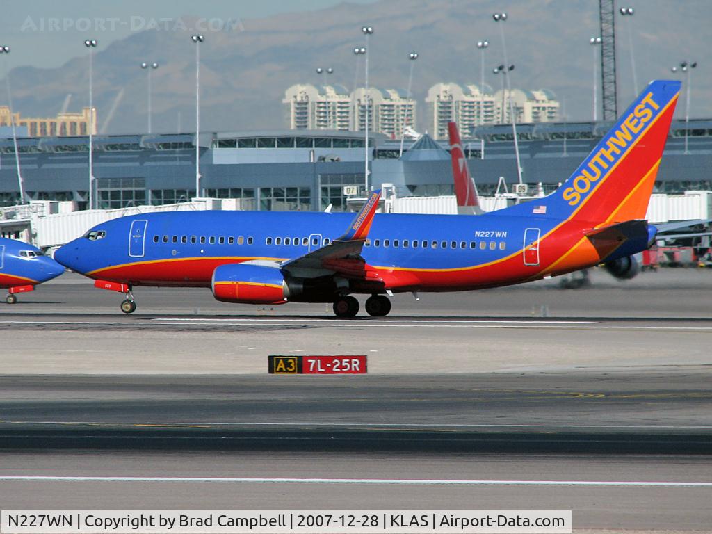 N227WN, 2005 Boeing 737-7H4 C/N 34450, Southwest Airlines / 2005 Boeing 737-7H4