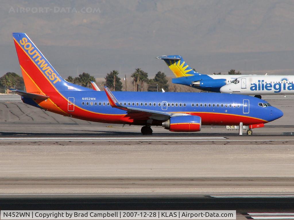 N452WN, 2004 Boeing 737-7H4 C/N 29846, Southwest Airlines / 2004 Boeing 737-7H4
