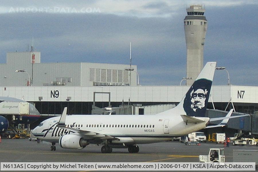 N613AS, 1999 Boeing 737-790 C/N 30163, Alaska Airlines - Note SEA air control tower