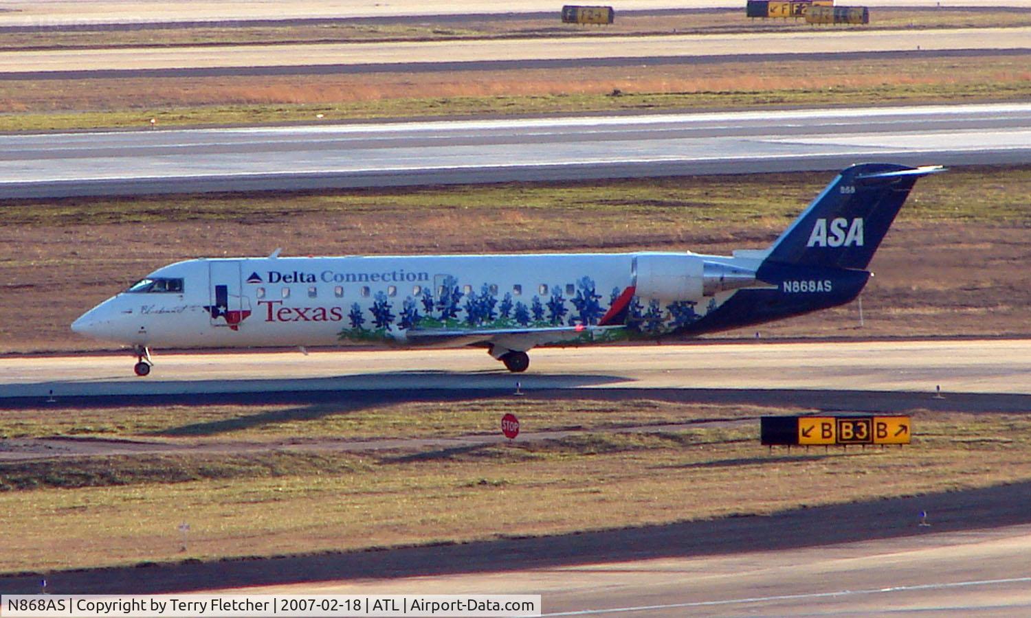 N868AS, 2001 Bombardier CRJ-200ER (CL-600-2B19) C/N 7474, Delta Connection CLRJ at Atlanta in Feb 2008