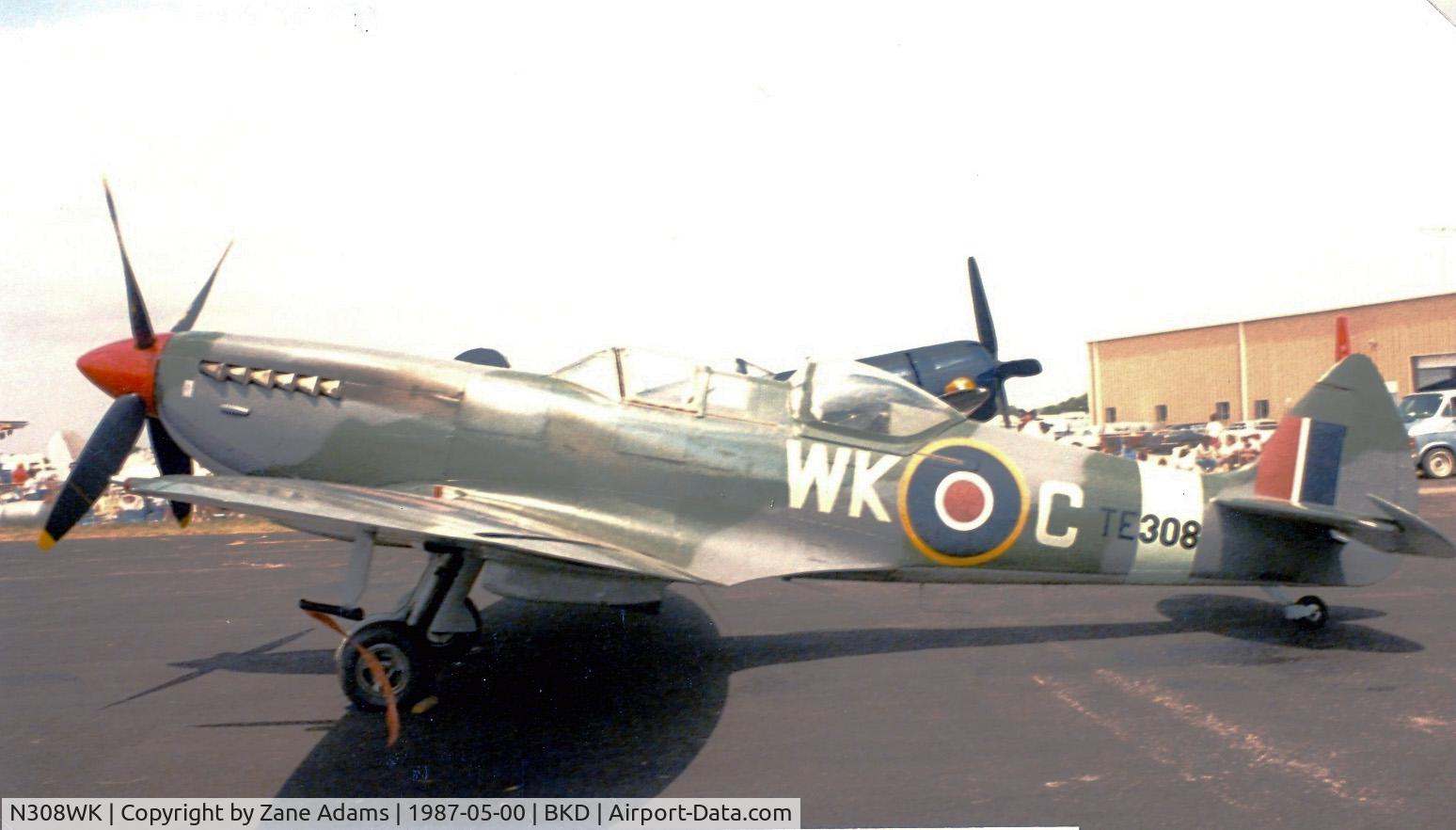 N308WK, 1945 Supermarine 361 Spitfire Tr9 C/N CBAF.4494, TE-308 Spitfire