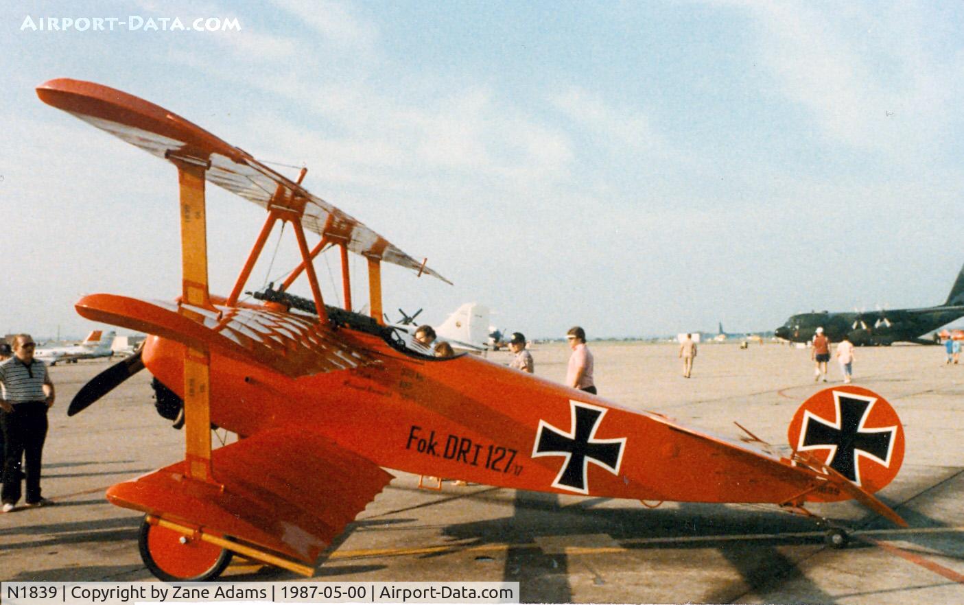 N1839, 1980 Fokker Dr.1 Triplane Replica C/N 1839, Fokker DR-1 Replica at the former Dallas Naval Air Station