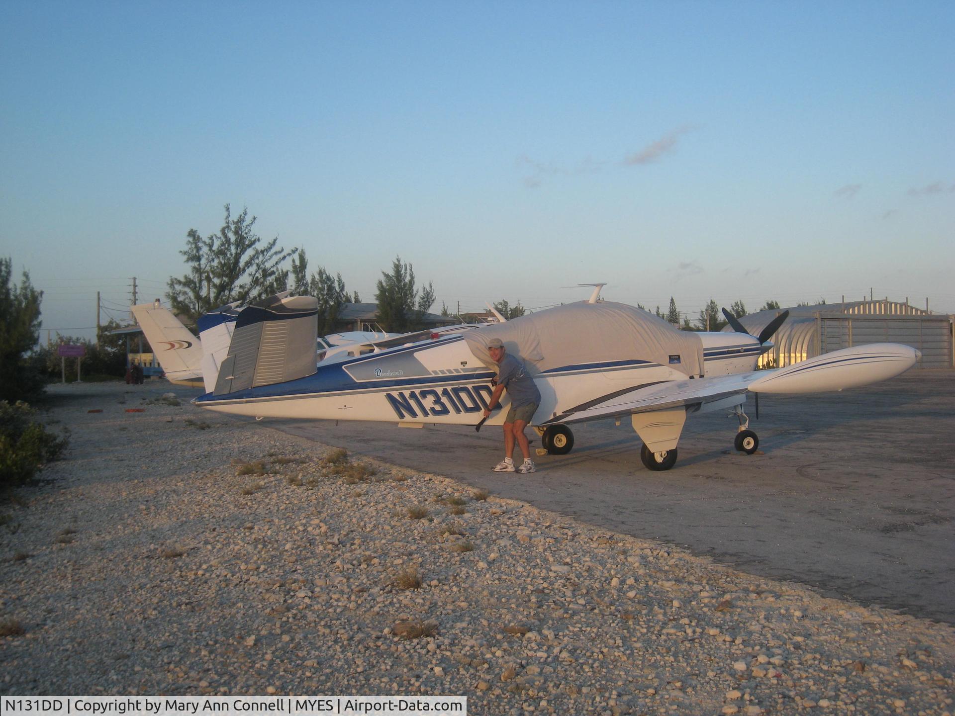 N131DD, 1982 Beech V35B Bonanza C/N D-10393, Checking the cover on Staniel Cay, Exumas
