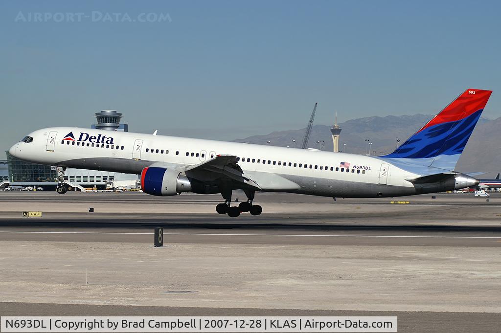 N693DL, 1998 Boeing 757-232 C/N 29725, Delta Airlines / 1998 Boeing 757-232