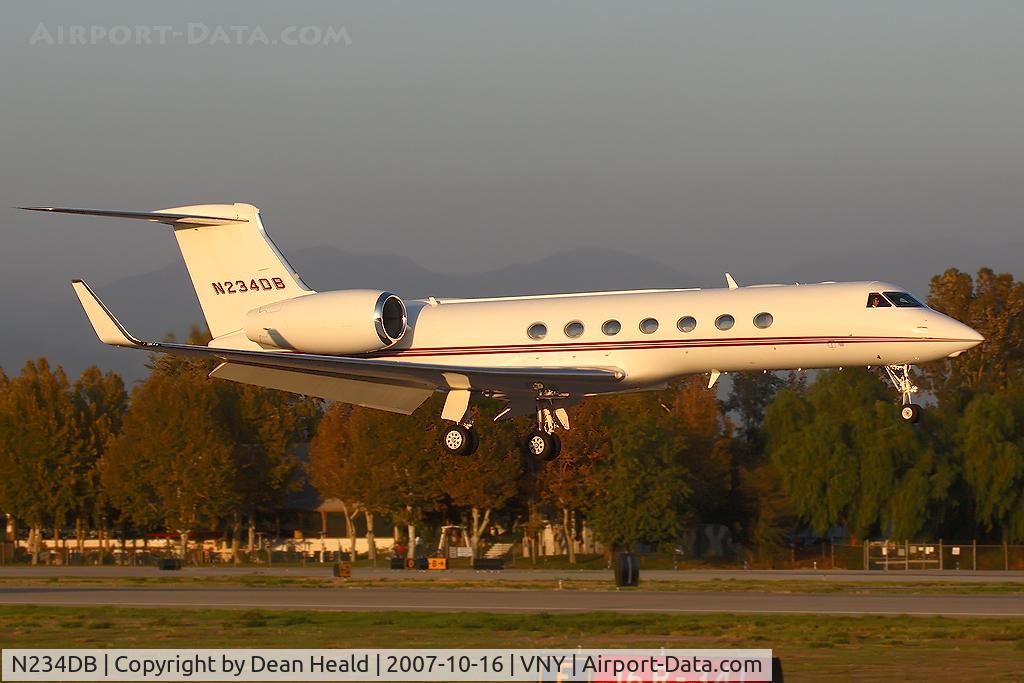 N234DB, 2006 Gulfstream Aerospace GV-SP (G550) C/N 5106, Skybird Aviation Inc 2006 Gulfstream GV-SP (G550) landing RWY 16R.