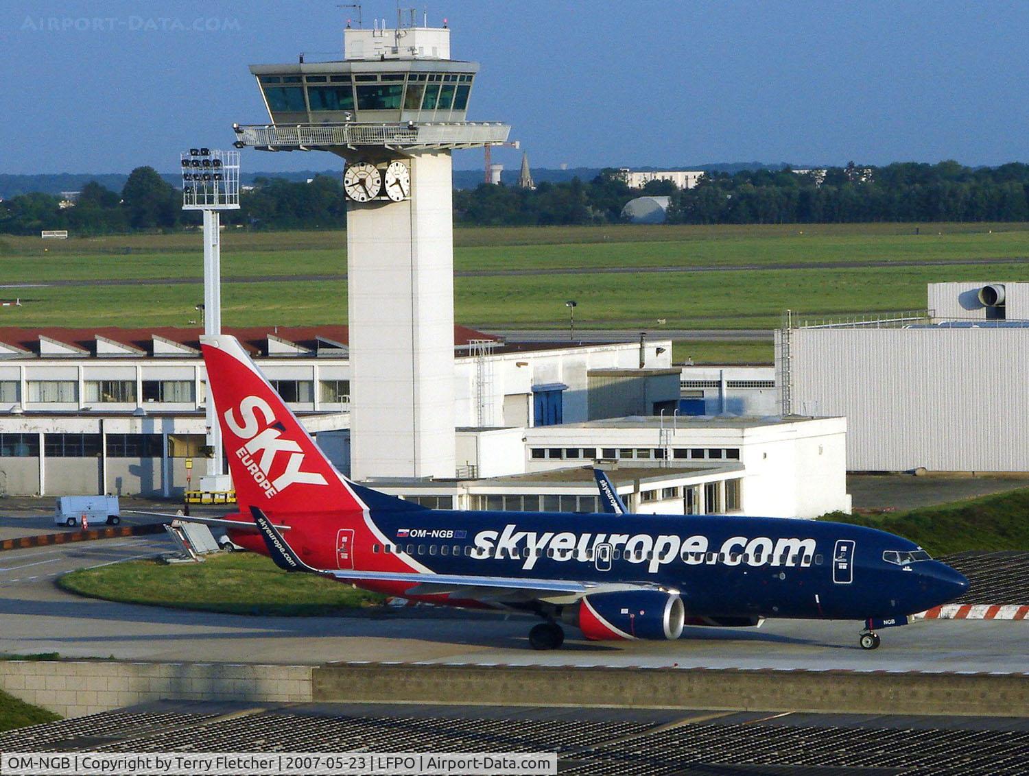 OM-NGB, 2005 Boeing 737-76N C/N 32695, The 'Classic' Paris Orly Photo with SkyEurope B737