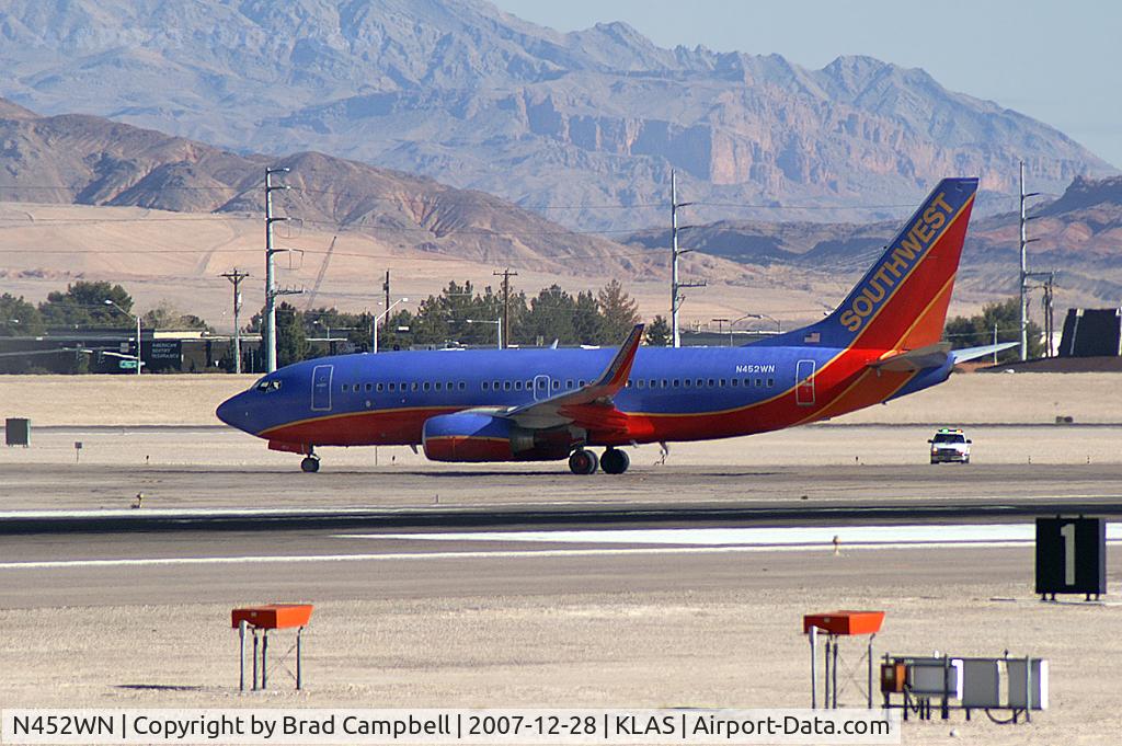 N452WN, 2004 Boeing 737-7H4 C/N 29846, Southwest Airlines / 2004 Boeing 737-7H4