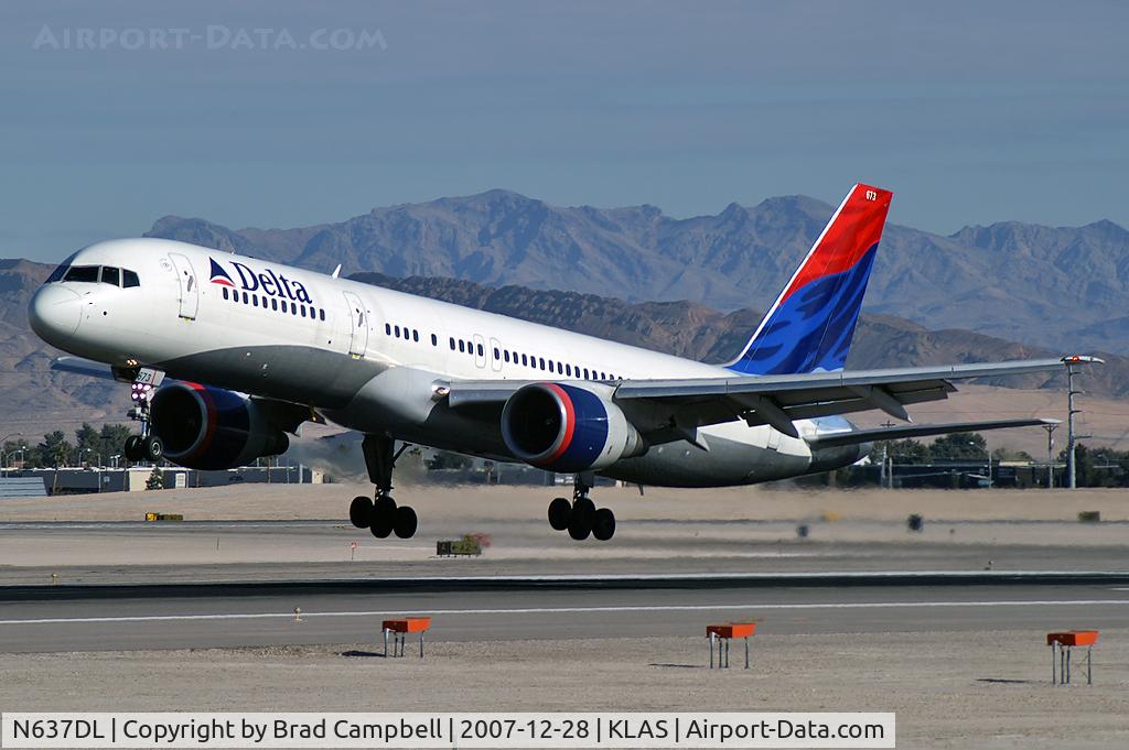 N637DL, 1988 Boeing 757-232 C/N 23760, Delta Airlines / 1988 Boeing 757-232