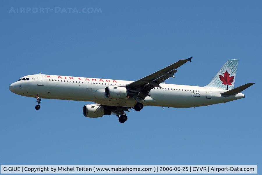 C-GIUE, 2001 Airbus A321-211 C/N 1632, Air Canada approaching YVR