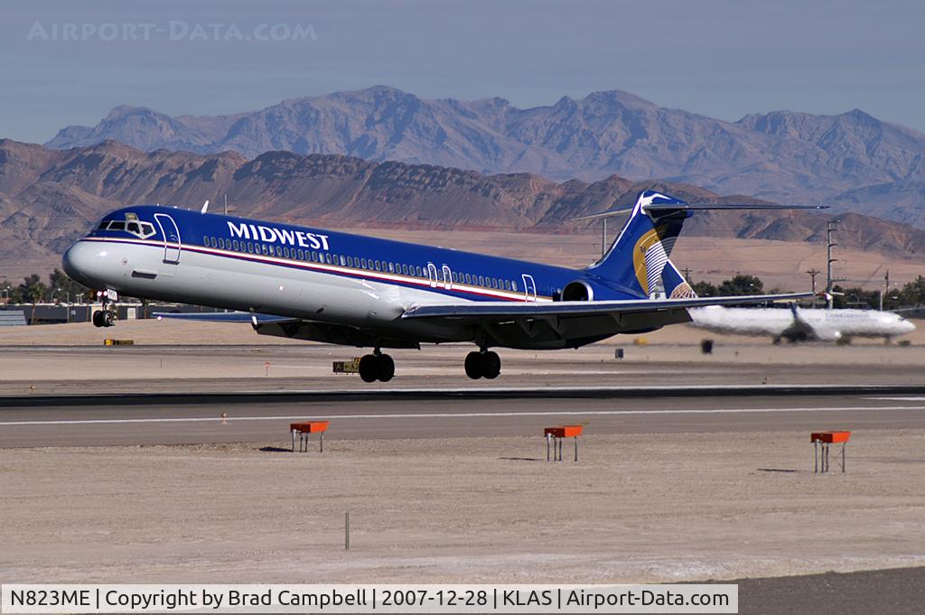 N823ME, 1989 McDonnell Douglas MD-88 C/N 49766, Midwest Airlines / 1989 McDonnell Douglas MD-88