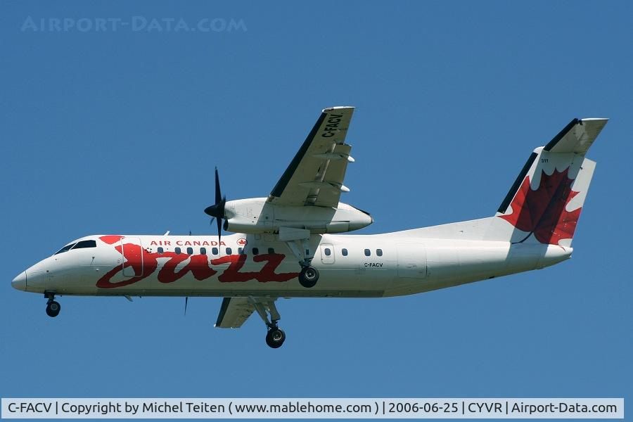 C-FACV, 1991 De Havilland Canada DHC-8-311 Dash 8 C/N 278, Air Canada Jazz in final approach
