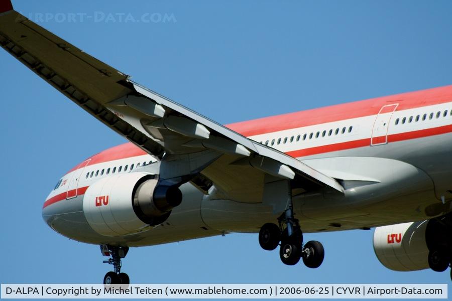 D-ALPA, 2001 Airbus A330-223 C/N 403, LTU flight arriving at Vancouver
