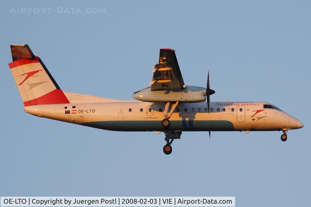 OE-LTO, 2000 De Havilland Canada DHC-8-314Q Dash 8 C/N 553, sundown light - De Havilland Inc. DHC-8-314