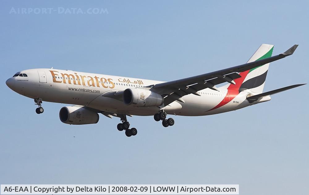 A6-EAA, 2000 Airbus A330-243 C/N 348, Emirates  A330