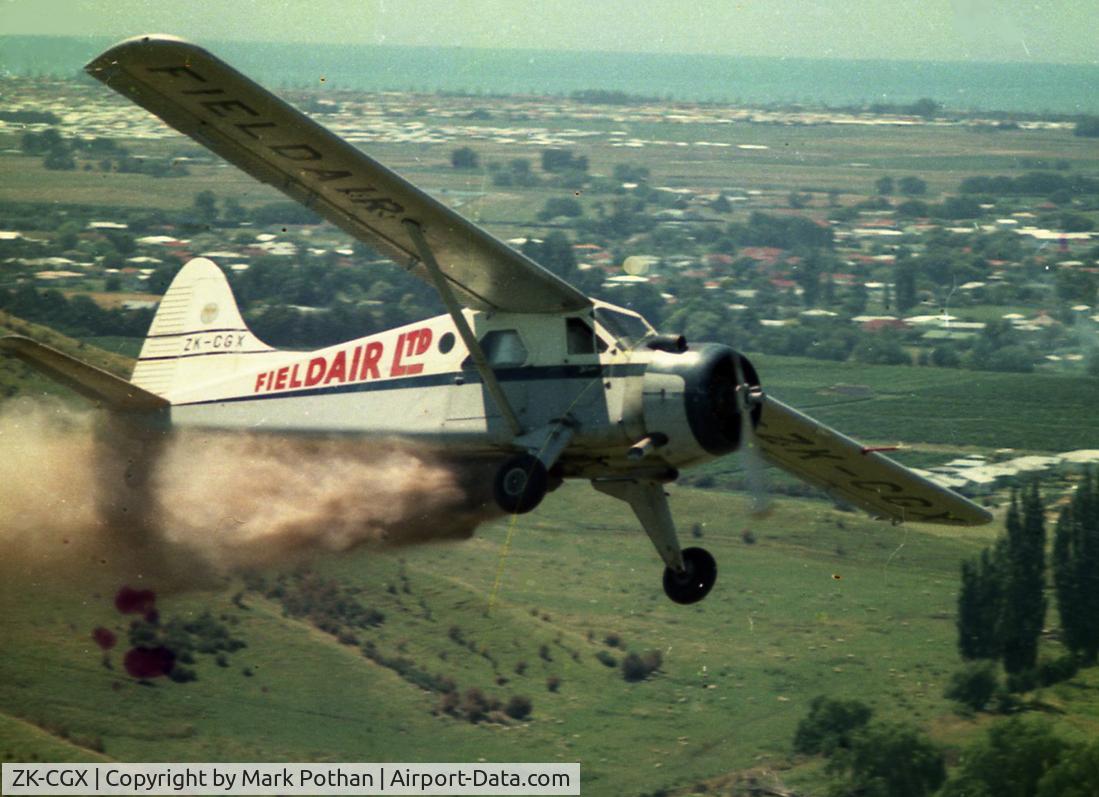 ZK-CGX, 1964 De Havilland Canada DHC-2 Beaver C/N 1548, Topdressing at Hastings NZ 1965